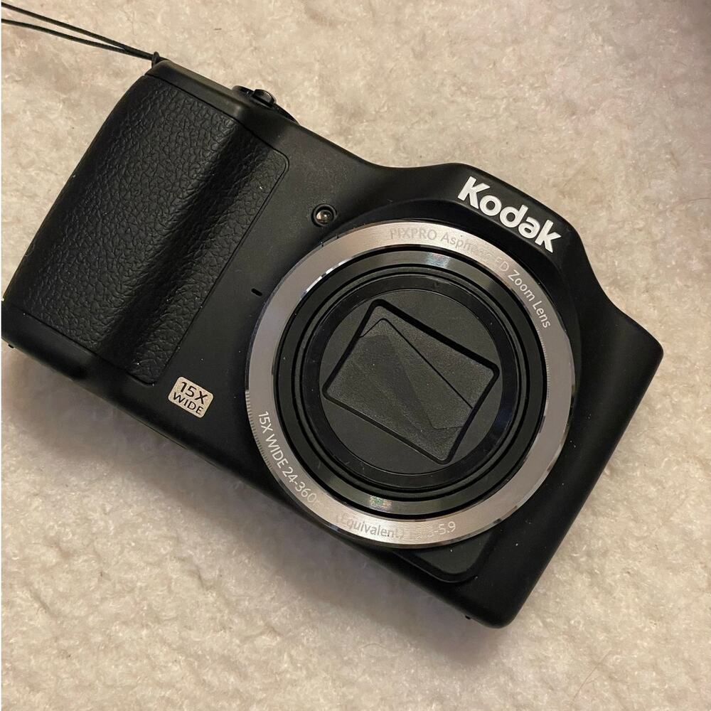 Kodak Pixpro FZ152 Digital Camera | 16MP